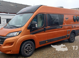 Malibu 640 LE Charming GT Skyview