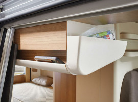 Malibu Van first class two rooms GT skyview 640 LE RB