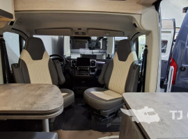 Pössl Summit 640 med Ruhl læder