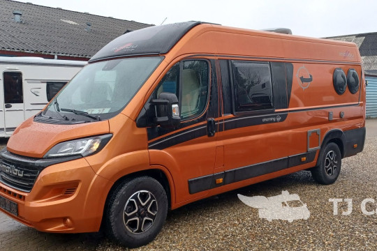 Malibu 640 LE Charming GT Skyview