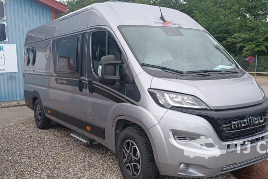 Malibu van 640 Coupe 2 Room LE RB 