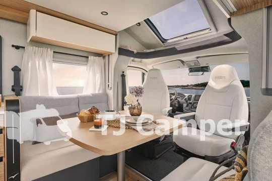 Pilote Expression P 740 FGJ