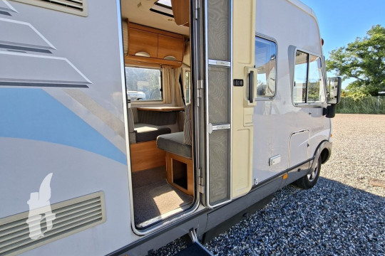 Hymer B 654