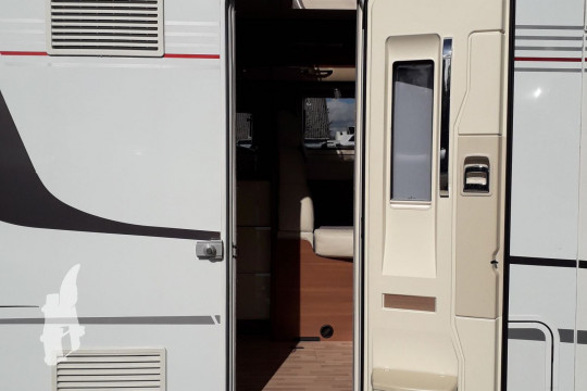 LMC Passion T 713 Automatgear