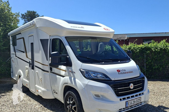 Eura Mobil 695 EB