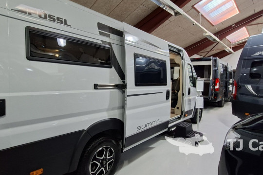 Pössl Summit 640 med Ruhl læder