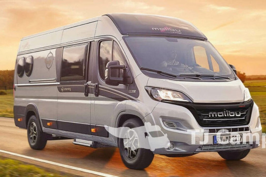 Malibu Van First Class  two rooms GT Skyview 640 LE RB - 500015166