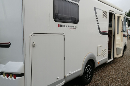 LMC Explorer I735