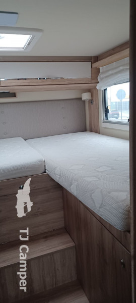 EuraMobil T726 EF Premium Plus