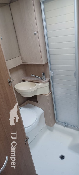 Bürstner Ixeo it 586