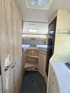 Eura Mobil 695 EB
