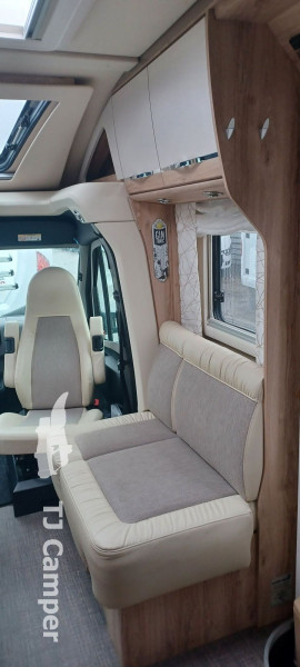 EuraMobil T726 EF Premium Plus