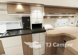 Malibu Van First Class  two rooms GT Skyview 640 LE RB - 500015166