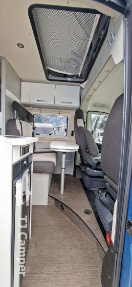 Hymer Free 540 med hævetag automatgear