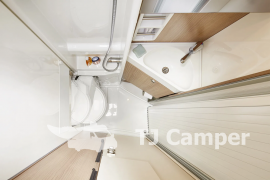 Malibu van 640 Two Rooms LE RB GT