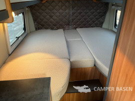 Pössl 640 Summit AUT