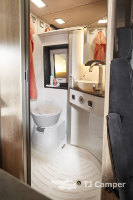 Pössl Summit Prime 640