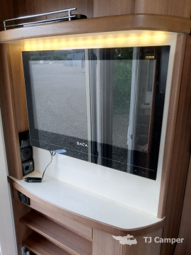 LMC Explorer I735