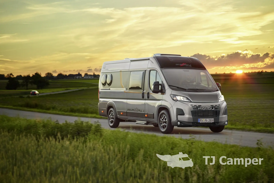 Malibu 640 LE RB two rooms skyview