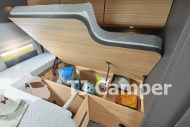 Malibu 640 LE RB two rooms skyview