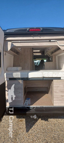 Bravia Mobil Swan 636