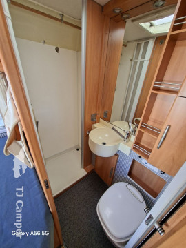 Hymer B 654