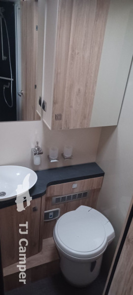 EuraMobil T726 EF Premium Plus