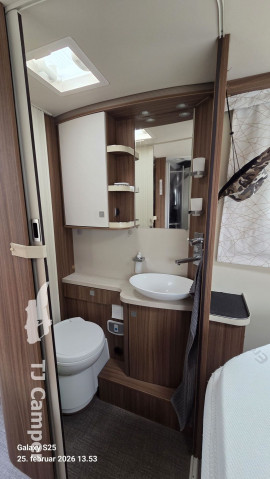 Euramobil Integra Line 720 QB