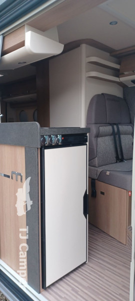 Malibu van 640 Coupe 2 Room LE RB 