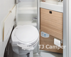 Malibu 640 LE RB two rooms skyview