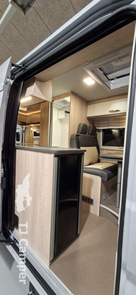 Pössl Summit 640 med Ruhl læder